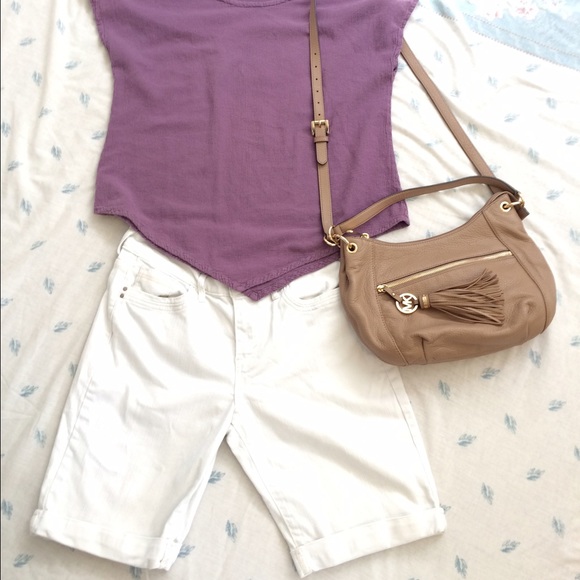 Levi's white denim 100% cotton shorts like new