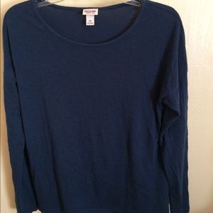 Navy-blue long sleeve shirt.