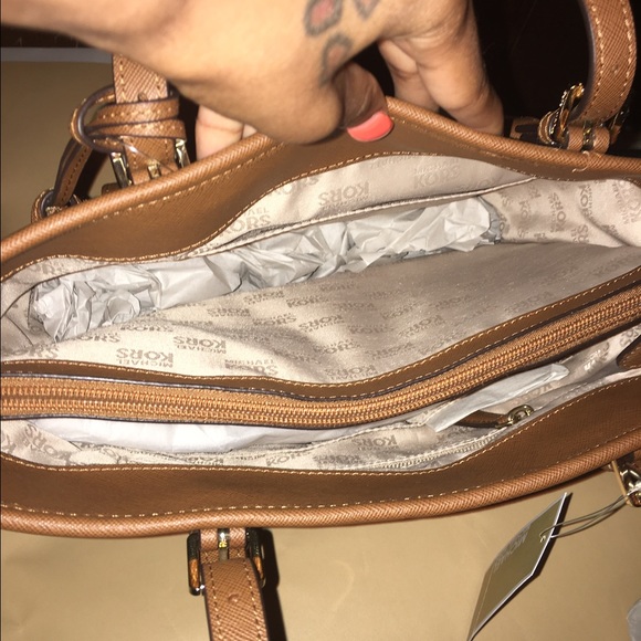 ‼️SOLD‼️Michael Kors Jet Set Nylon Pocket Tote - Picture 4 of 4