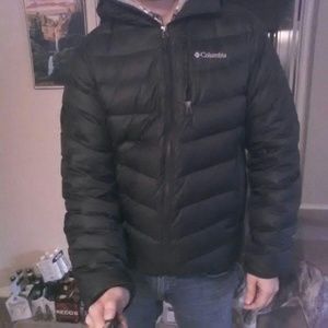 Men's black hooded columbia jacket