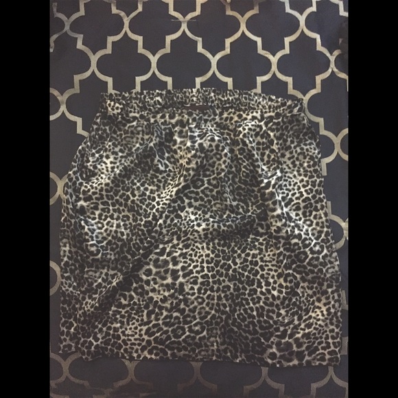 Flowy Cheetah Print Skirt