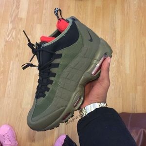 NOT FOR SALE ‼️ I'M LOOKING FOR THEM