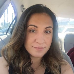 Meet your Posher, Carla