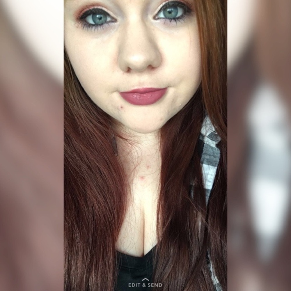 Meet your Posher, Alexis