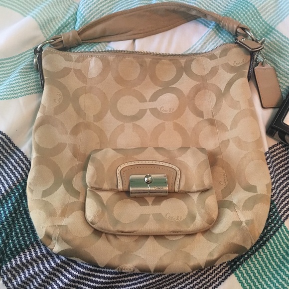 Coach Handbags - 🔴 Clearence price 🔴