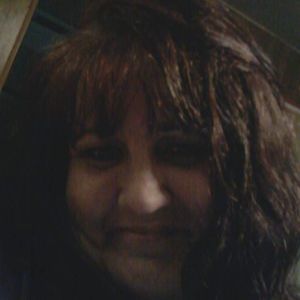 Meet your Posher, Evette