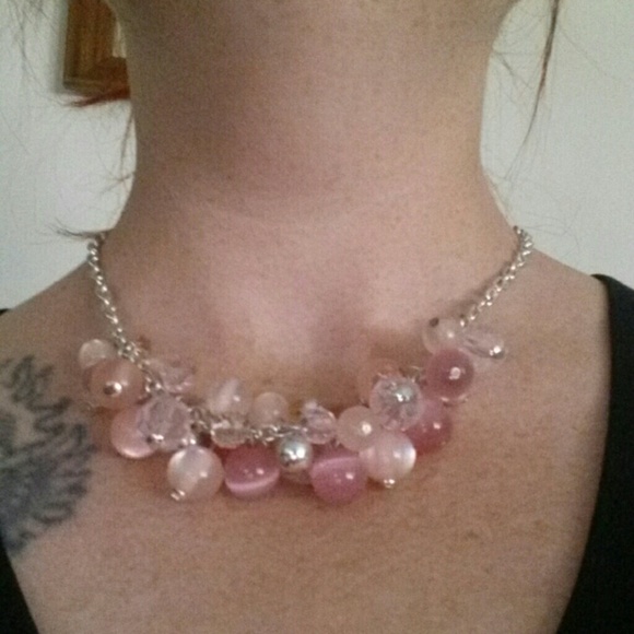 *SALE*Beautiful pink beaded necklace /prom