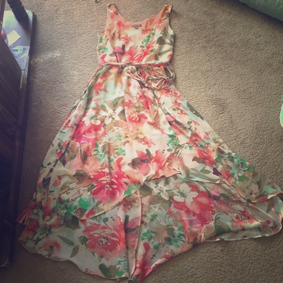 High low floral dress with belt!