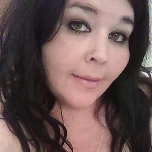 Meet your Posher, Tonya