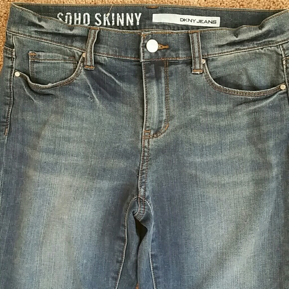 DKNY SOHO SKINNY JEANS