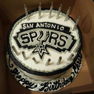 Meet your Posher, Mona