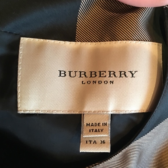 NWOT Burberry Dress never worn - Picture 3 of 3
