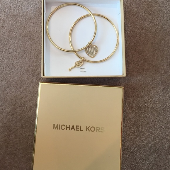 Micheal Kors bangle set - Picture 2 of 2