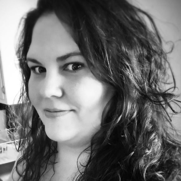 Meet your Posher, Georgetta - Picture 1 of 1