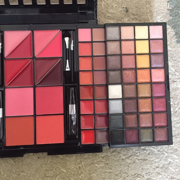 Beauty Gems Makeup Beauty Gems Makeup Palette Poshmark