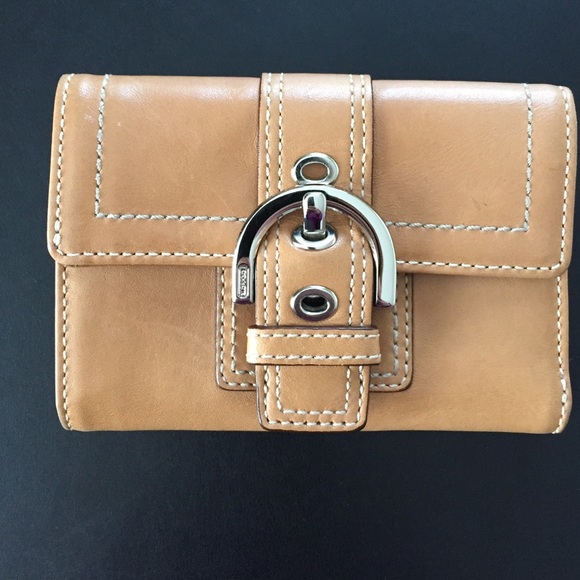 Coach tan leather wallet