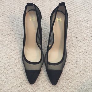 Victoria's Secret suede and mesh black pumps