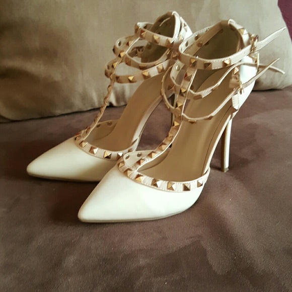 Shoes - FASHION HEELS