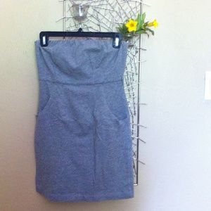 FOREVER 21 stretchy strapless dress size S/P.