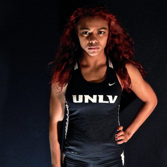 Meet your Posher, Auzsane