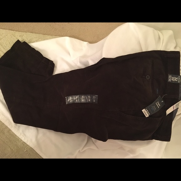 SALE ‼️ NWT Izod men's corduroy pants 32x32 - Picture 2 of 2