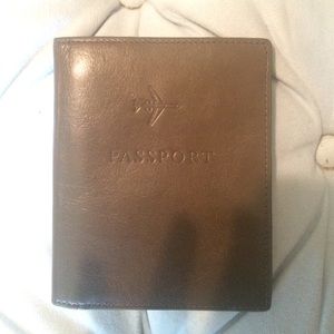 Fossil passport holder