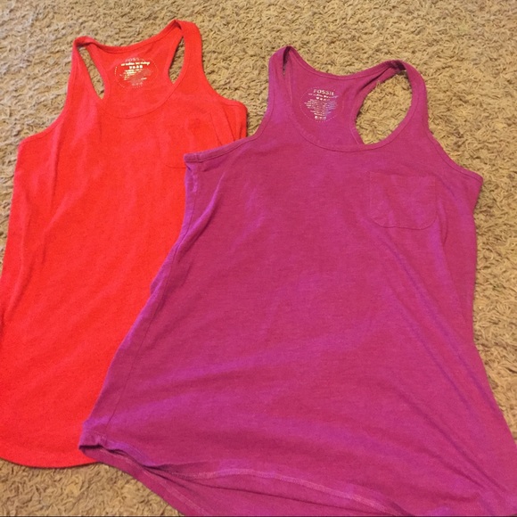 Two FOSSIL tops!