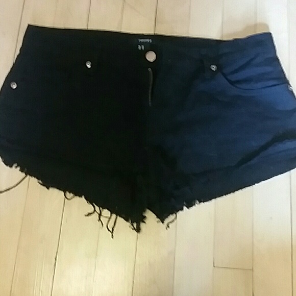 Black cut off shorts