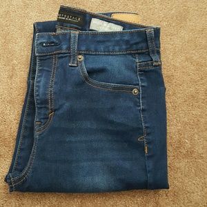 High Waisted Jegging