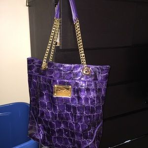 🎈NEW LISTING🎈 PURPLE TOTE
