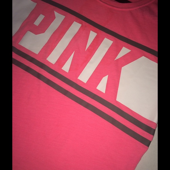 PINK VS short sleeve shirt