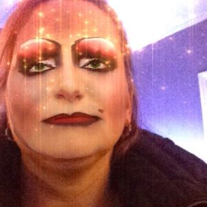 Meet your Posher, Debbie