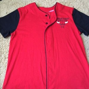 Bulls jersey button up