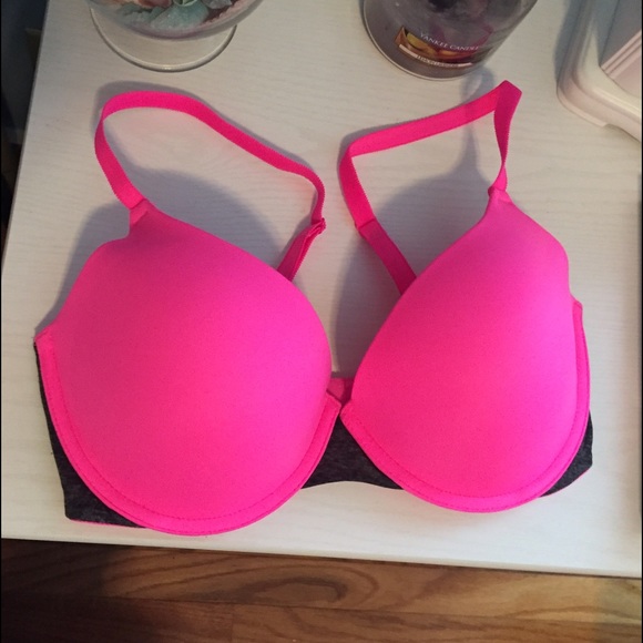 PINK wear everywhere Bra