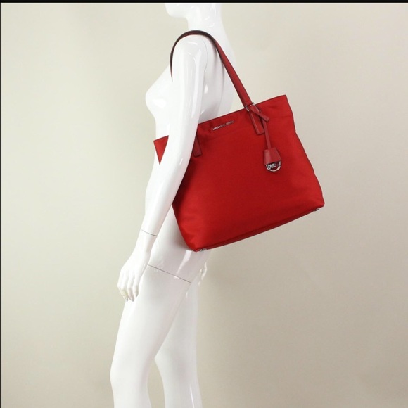🚫SOLD🚫Michael Kors Morgan Tote Cherry Red - Picture 2 of 5