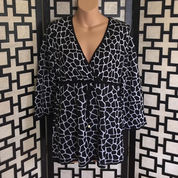 Michael Kors Animal print top