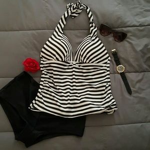 ** Black & White Striped Swimsuit 2 pc