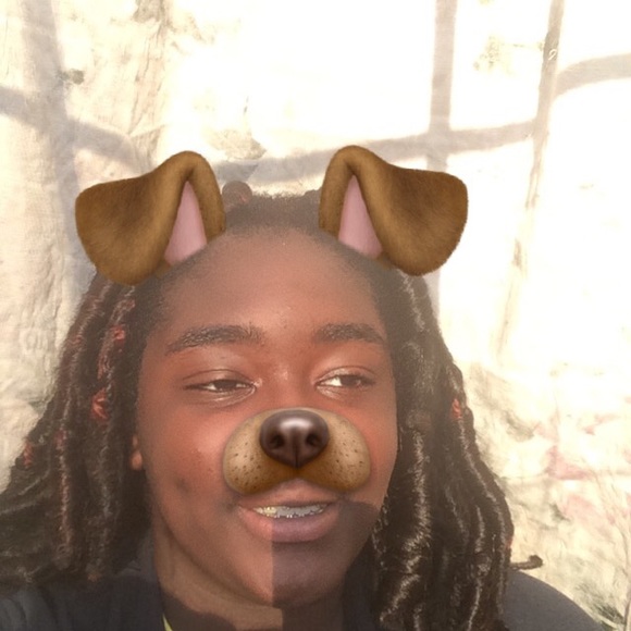 Meet your Posher, Charleen-eś - Picture 1 of 1