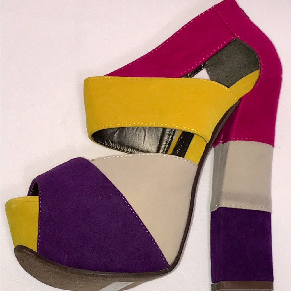 NEW Suede leather heels