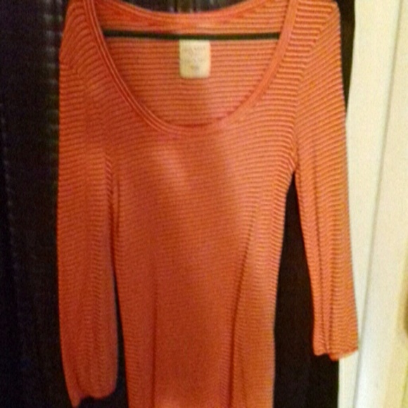 Old Navy long sleeve shirt