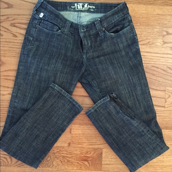 Lowest! Dark denim skinny jeans,sz 28