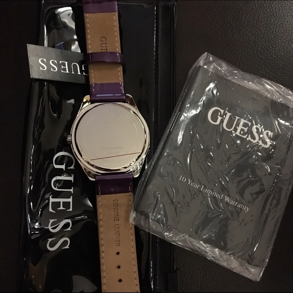 ❌SOLD❌ GUESS watch purple - Picture 3 of 3