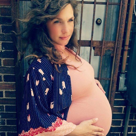 Meet your Posher, Shona Leah - Picture 2 of 2