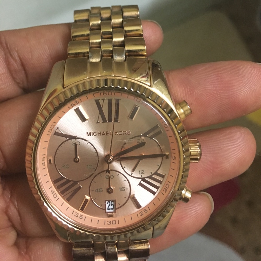 Michael Kors watch - Picture 4 of 5