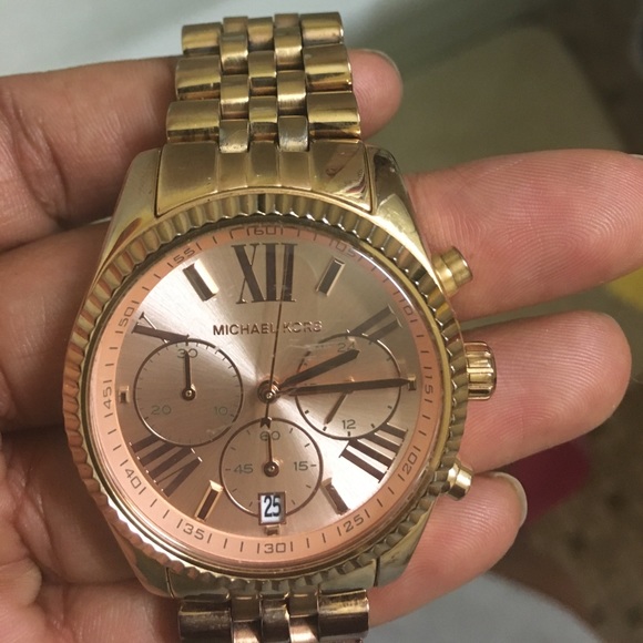 Michael Kors watch - Picture 4 of 5