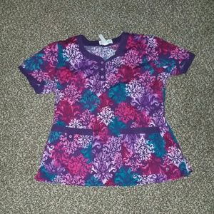 Women's scrub top size large