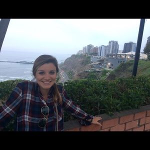 Meet your Posher, Christina