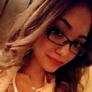 Meet your Posher, Reyna