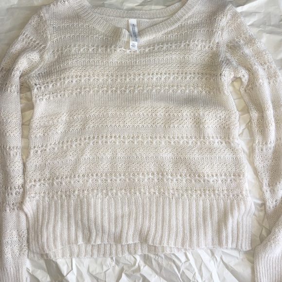 White/Cream Aeropastle Sweater