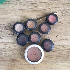 MAC eyeshadow & blush